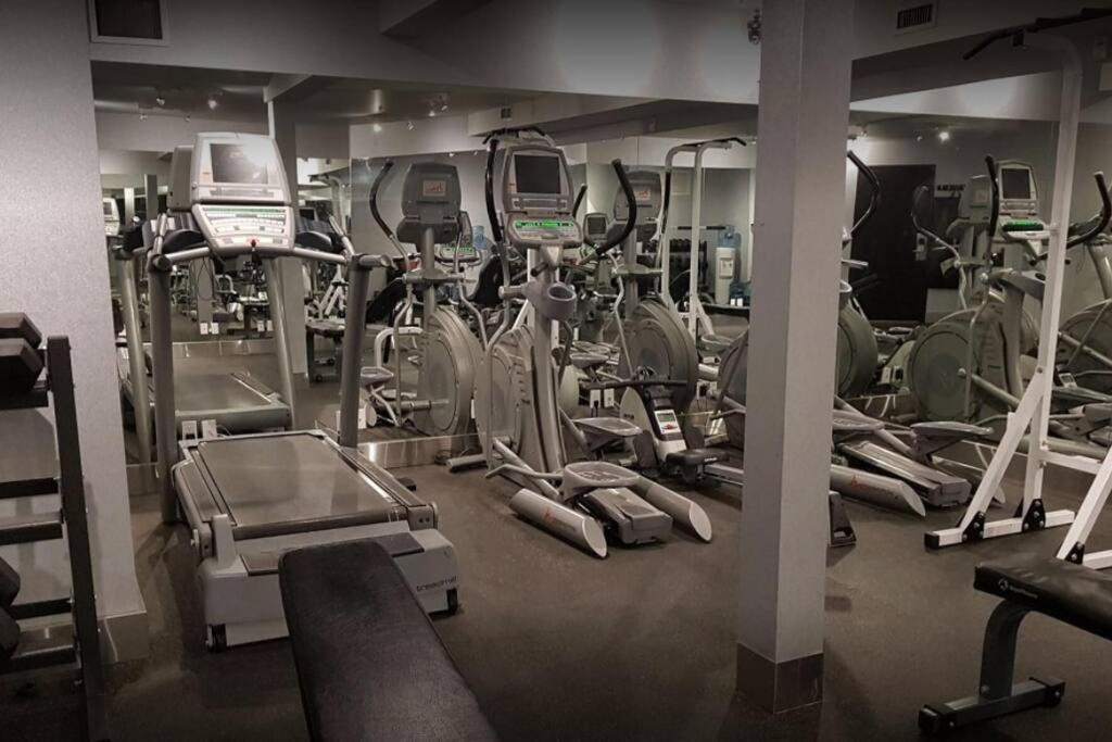 Luxury Two Queen Beds Condo - Grande Rockies Resort Indoor Parking Pool Hot Tub Gym Канмор Екстериор снимка