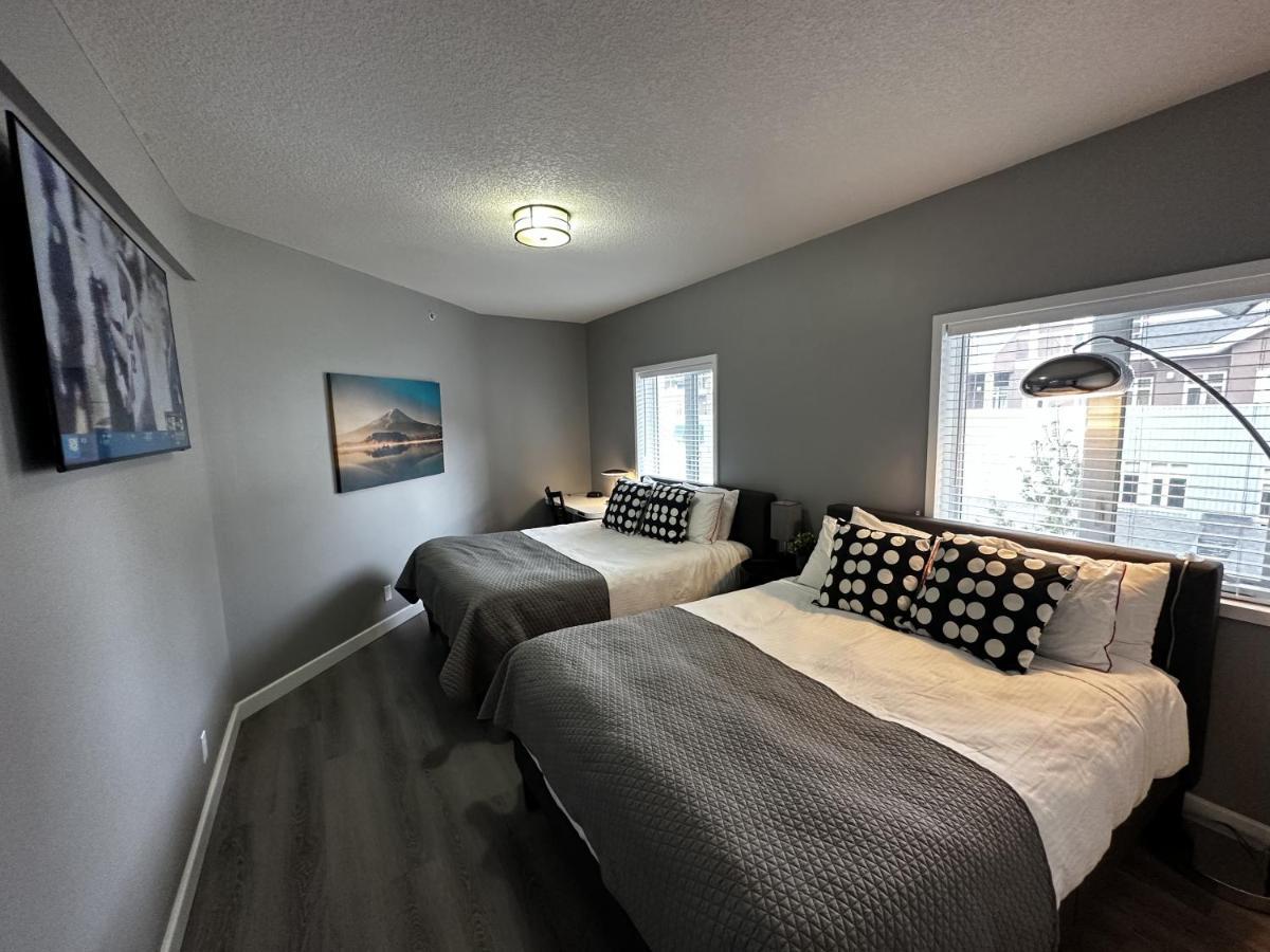 Luxury Two Queen Beds Condo - Grande Rockies Resort Indoor Parking Pool Hot Tub Gym Канмор Екстериор снимка